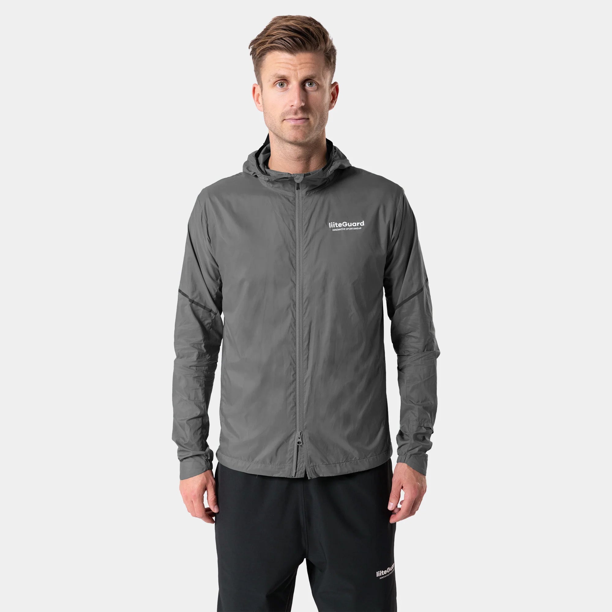 AERO-TECH WINDBREAKER